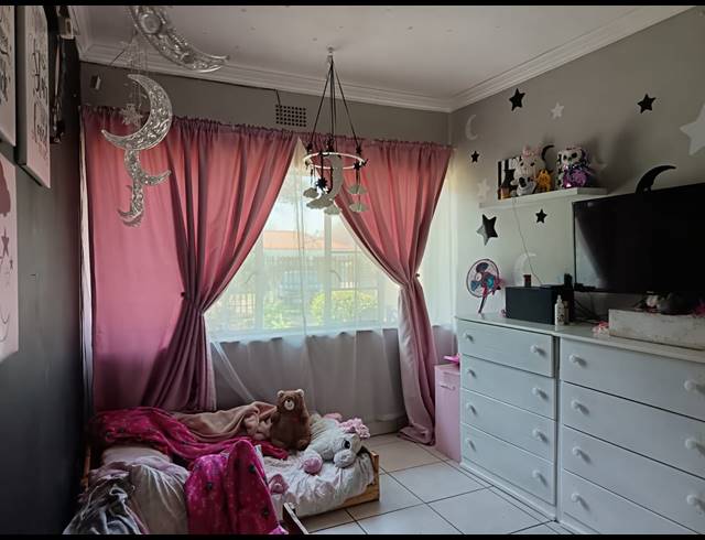 3 BEDROOM HOUSE FOR SALE IN VANDERBIJLPARK SE 1